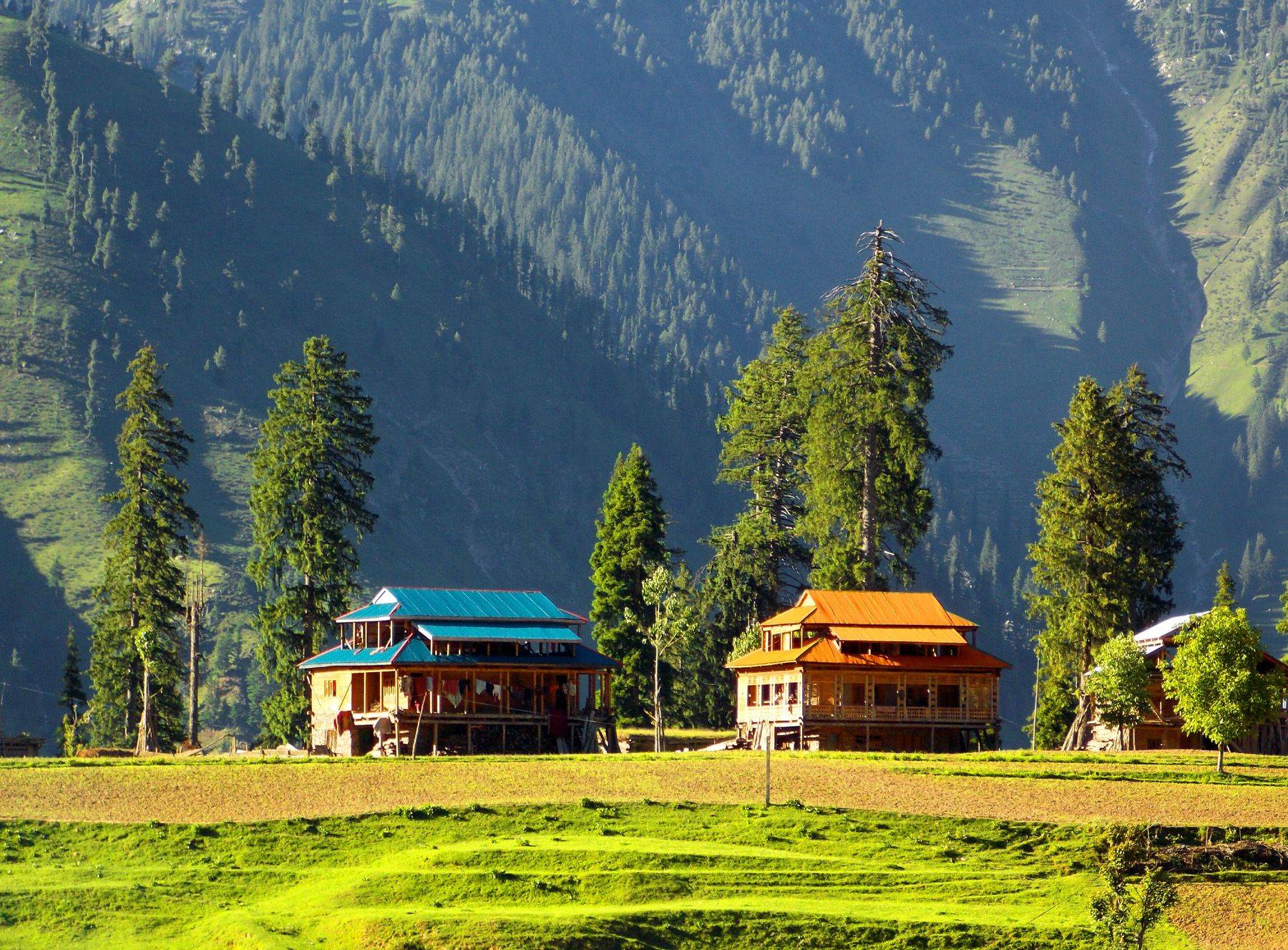 RAGULAR KASHMIR WITH SRIMATA VAINUDEVI